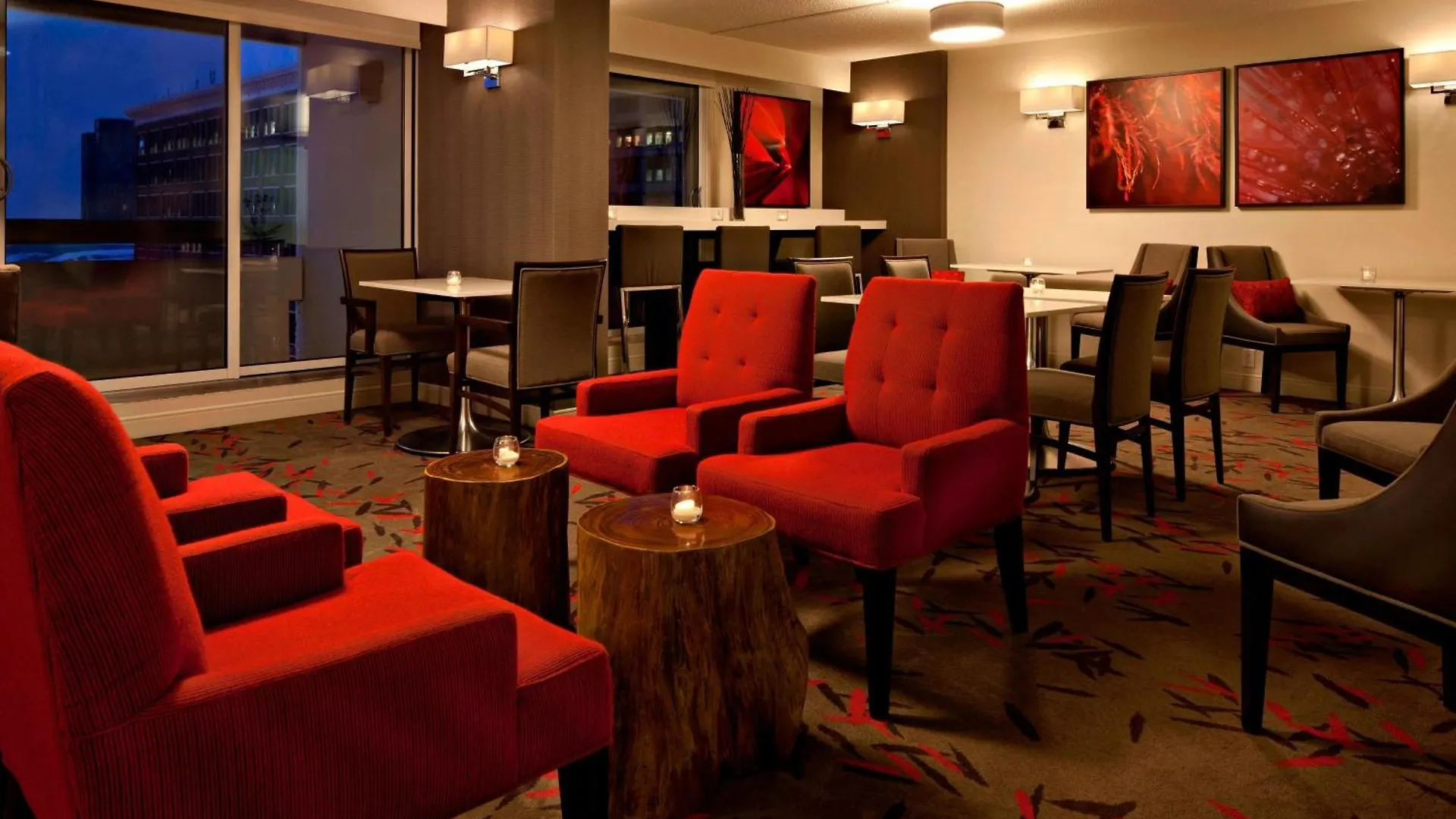 Delta Hotels By Marriott Winnipeg