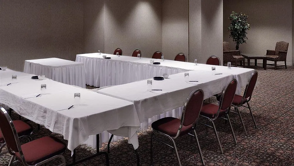 Delta Hotels By Marriott Winnipeg