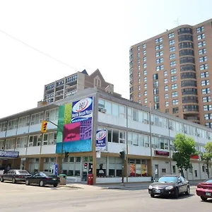 Hotel Royal Plaza, Winnipeg