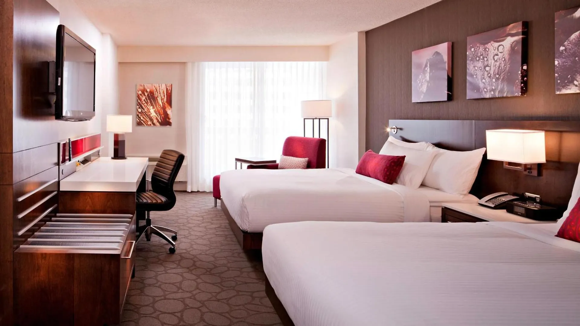 Delta Hotels By Marriott Winnipeg