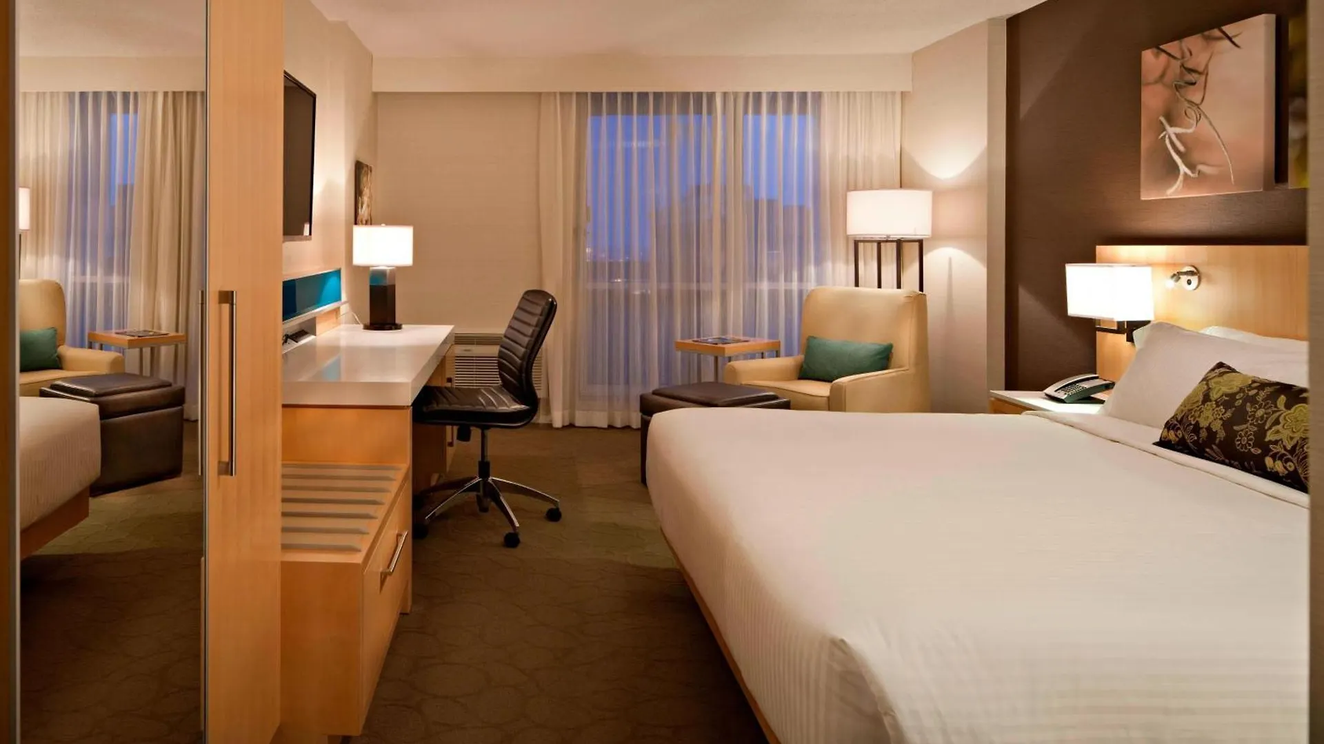 Delta Hotels By Marriott Winnipeg Canada