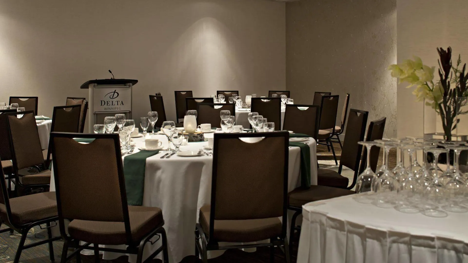 Delta Hotels By Marriott Winnipeg